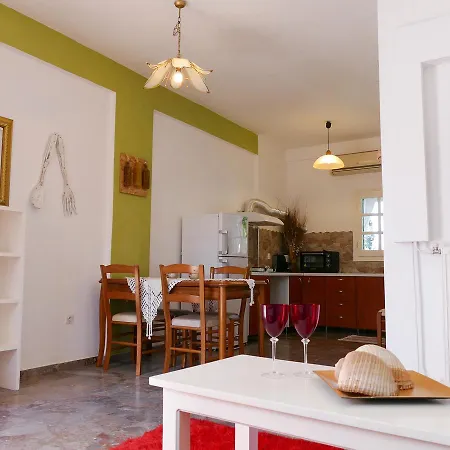Apartment Nikols House In